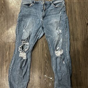 ARULA Distressed Blue Jeans